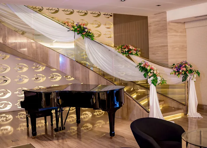 Hotel The Bayleaf Intramuros