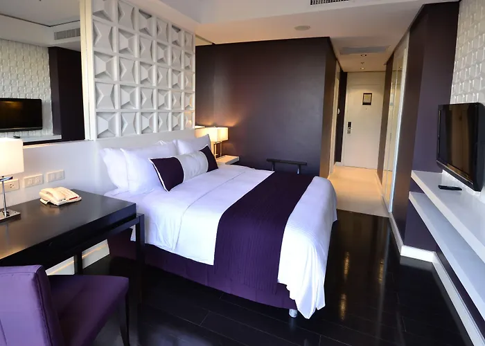 The Bayleaf Intramuros Hotel 4*