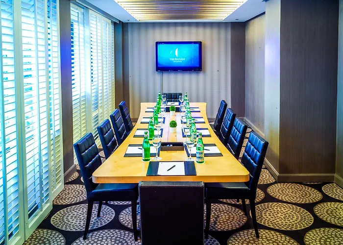 The Bayleaf Intramuros 4*