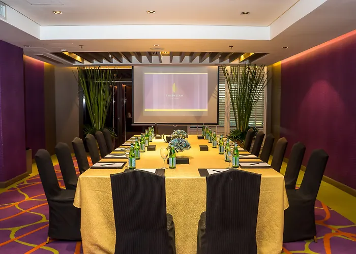Hotel The Bayleaf Intramuros 4*