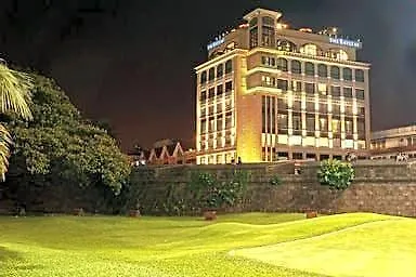 The Bayleaf Intramuros