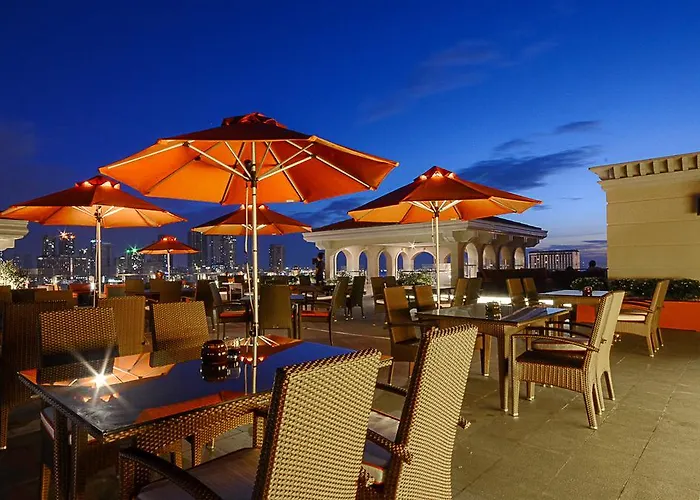 The Bayleaf Intramuros Hotel 4*